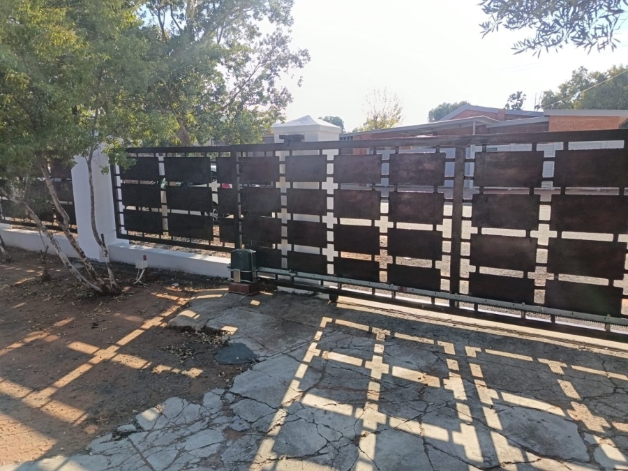3 Bedroom Property for Sale in Hadison Park Northern Cape